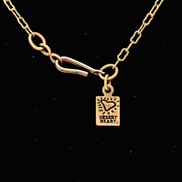 Vintage Desert Heart Necklace 32" Gold Tone - Picture 2 of 3